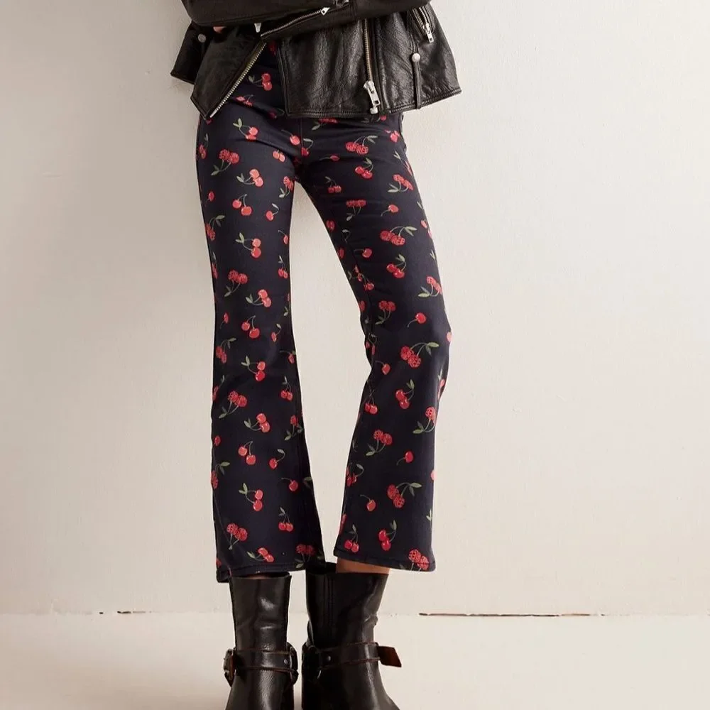 Free People In My Feelings White Cropped Slim Flare Jeans M